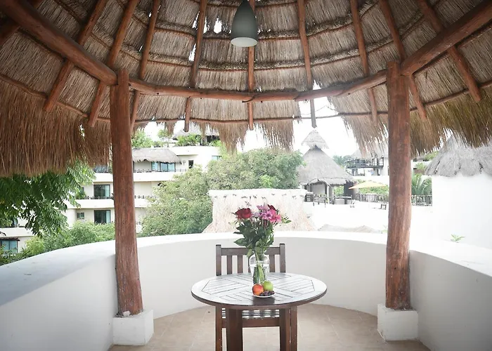 Aparthotel Blue Palms By Kamuvan 3*