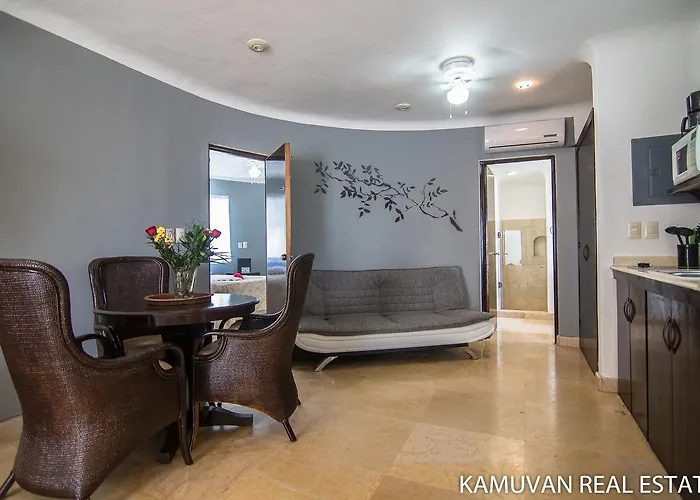 Aparthotel Blue Palms By Kamuvan 3*