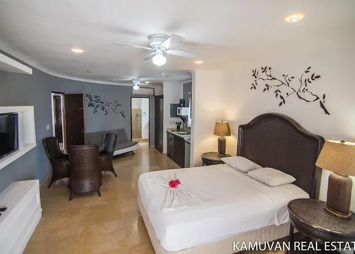 Aparthotel Blue Palms By Kamuvan